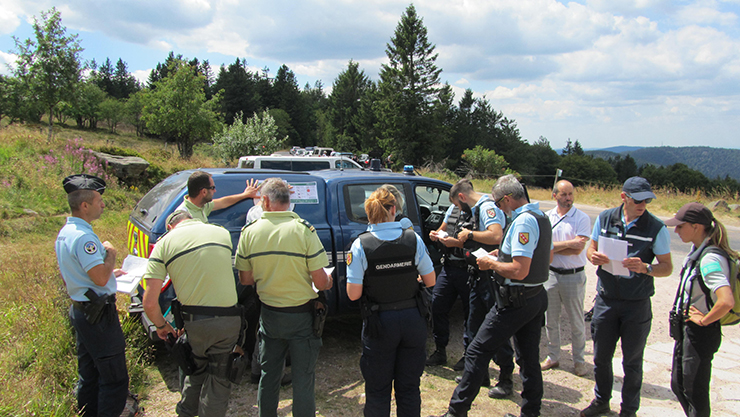 Briefing des agents des différents services mobilisés lors des opérations des 30 et 31 juillet 2022