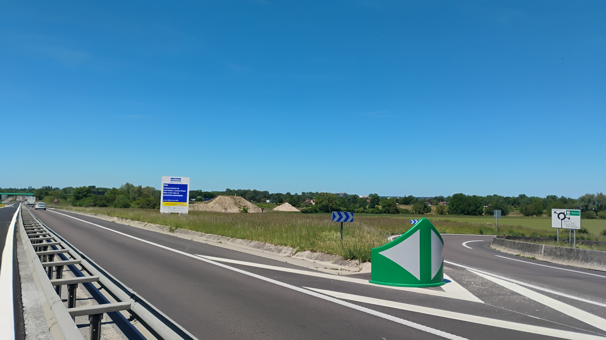 Panneau de signalisation des travaux Demi échangeur RN4/RD2B (échangeur 2)